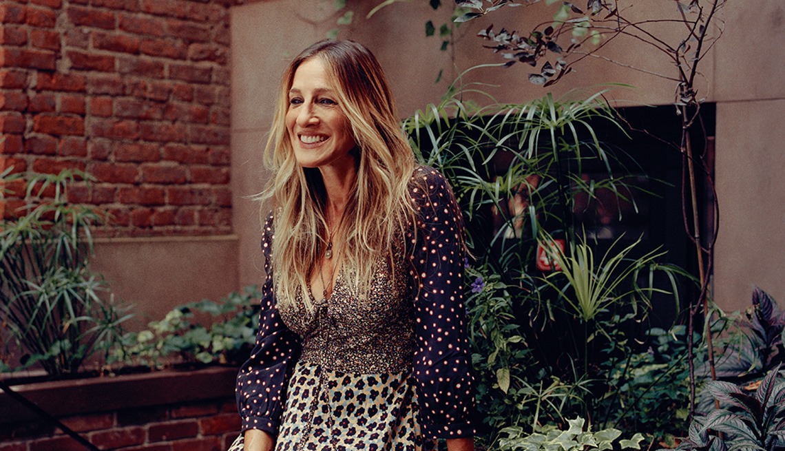 Sarah Jessica Parker Workout Routine And Diet Plan Updated sarah-jessica-parker-workout-routine-and-diet-plan-updated